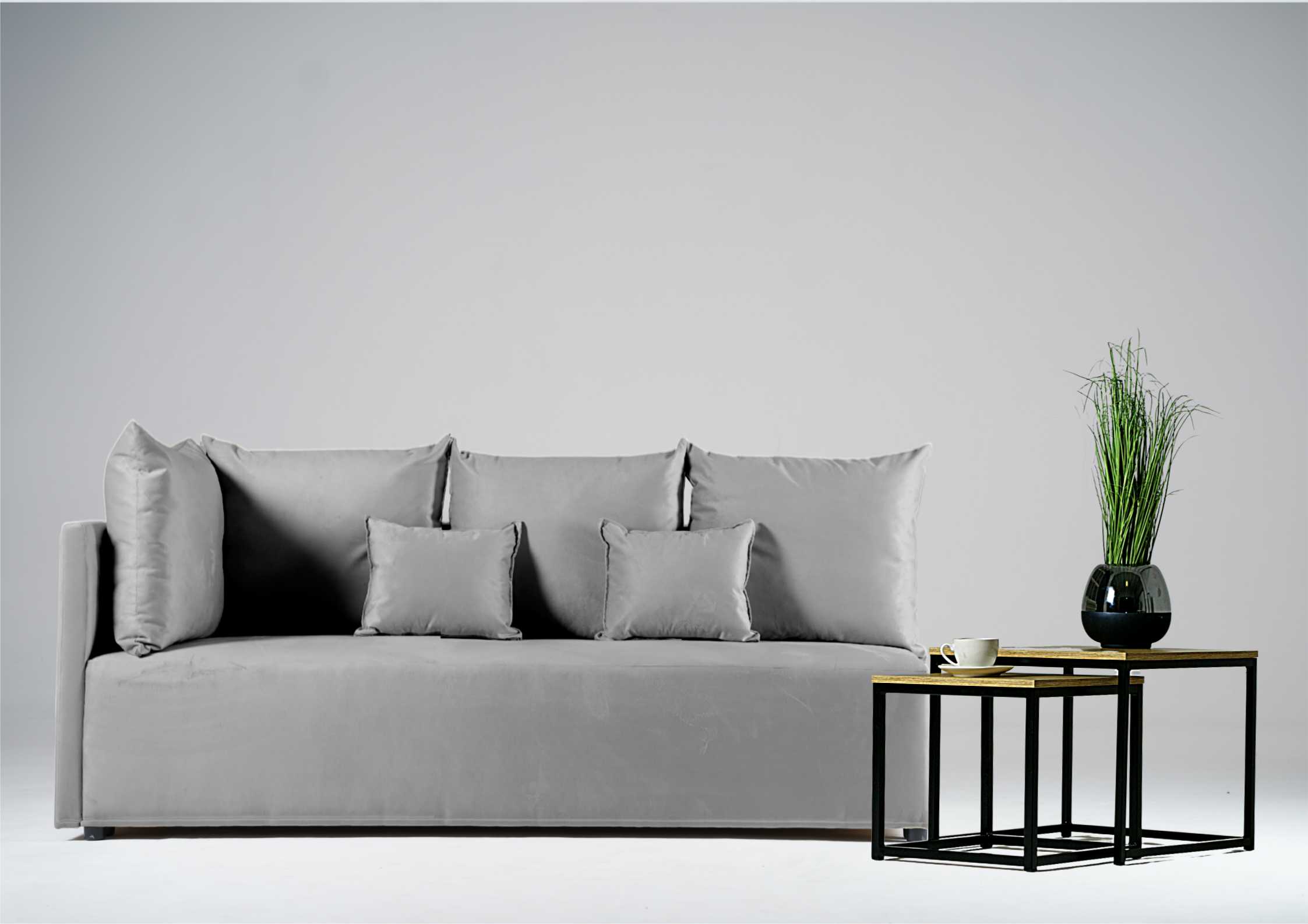 Szara sofa do salonu